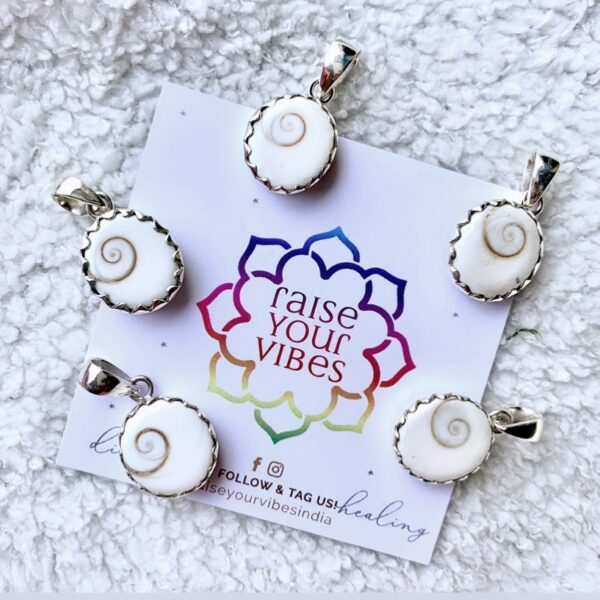 Natural Gomti Chakra 92.5 Silver Pendant | 100% Authentic & Natural