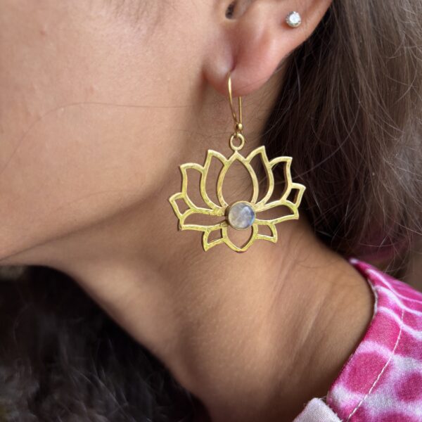 Boho Lutos Earring