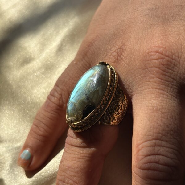 Boho Labradorite Ring - Image 2